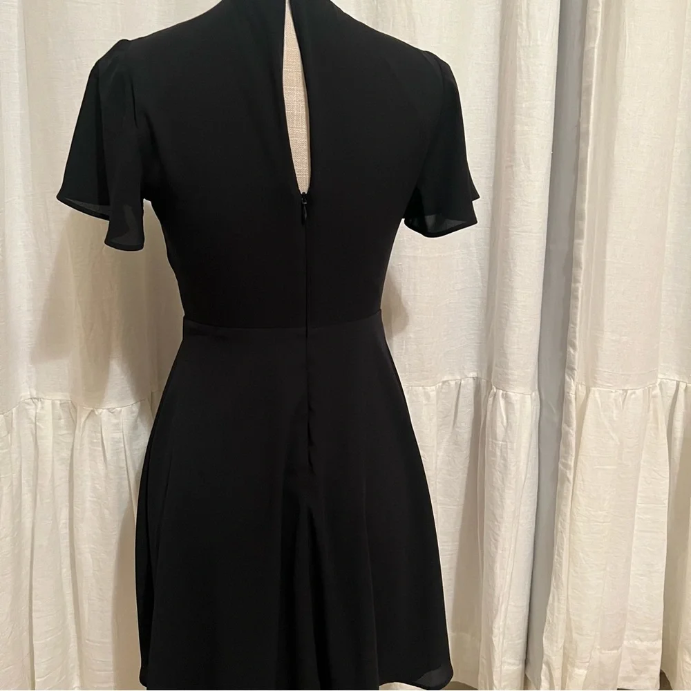 Express size 0 woman’s little black dress - Picture 2 of 4